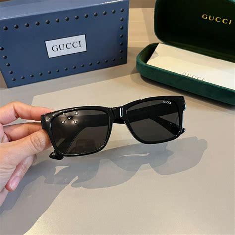 Gucci очки .